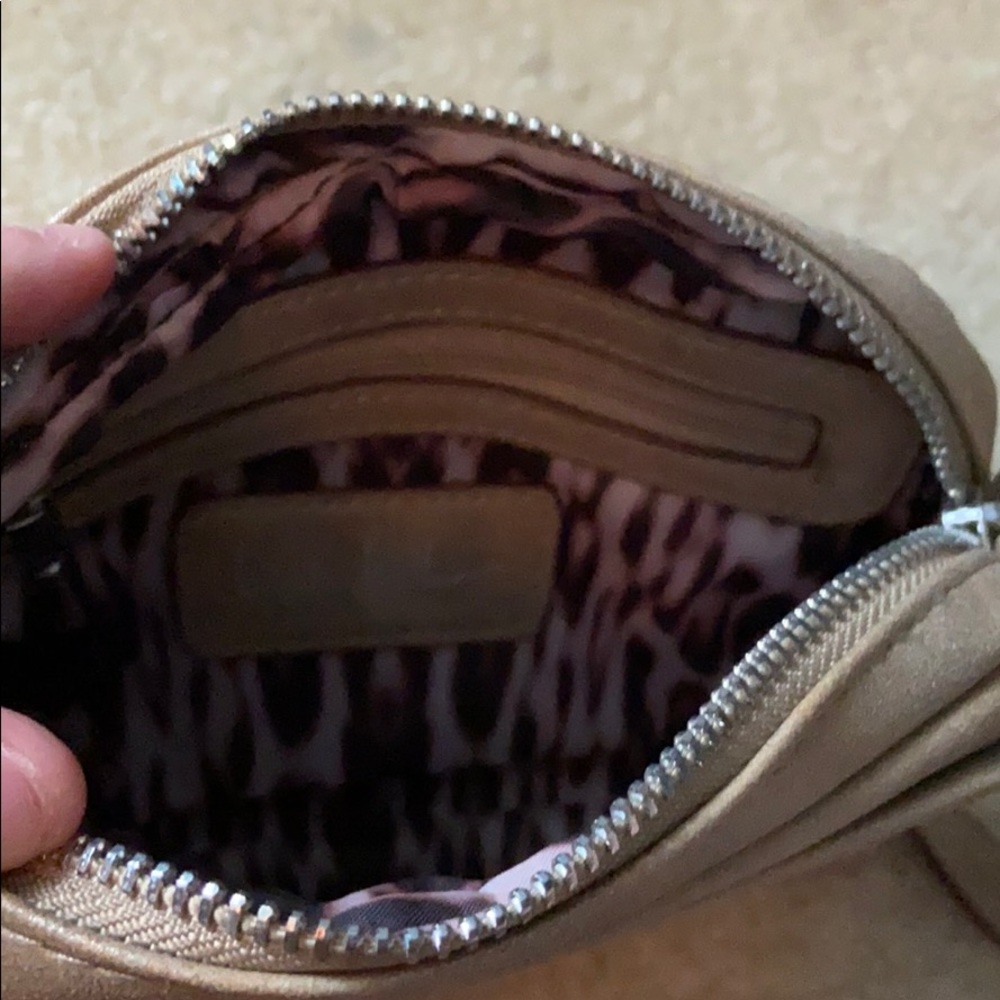 Tan crossbody - Picture 4 of 4